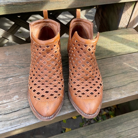 JEFFREY CAMPBELL Booties - Picture 2 of 5